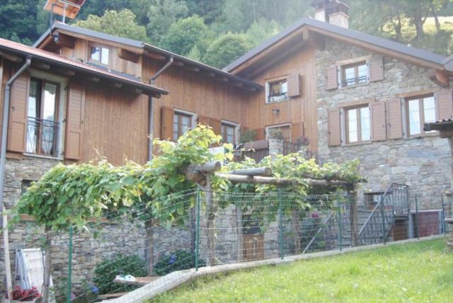 Agriturismo Piccolo Paradiso Pianello Del Lario Dış mekan fotoğraf